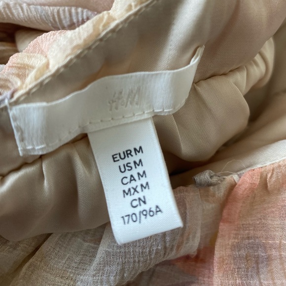 H&M Chiffon Maxi Dress Size Medium - Picture 2 of 4